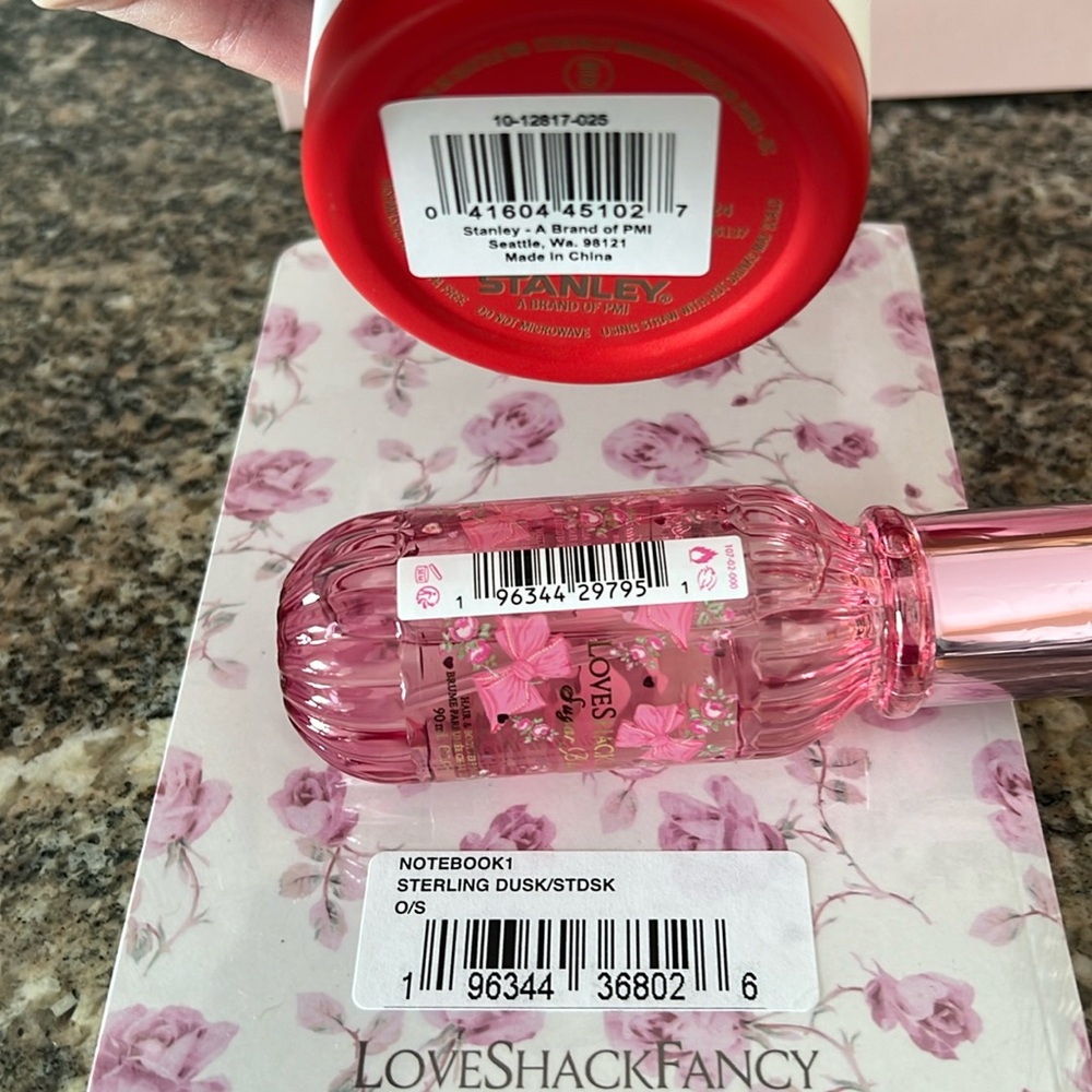 LoveShackFancy •Stanley x Target Valentine’s Day Bundle 💕 - Picture 5 of 5